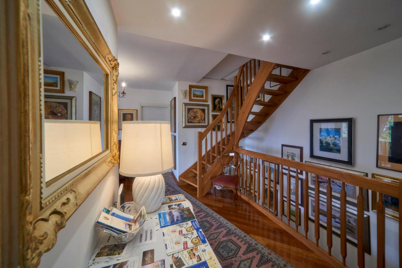 Tosca House Bed and Breakfast Βαρένα Εξωτερικό φωτογραφία